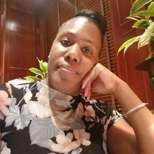 Meet your Posher, Nikki